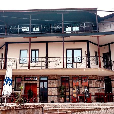 Family hotel Valchanovata Kashta Fotinovo Esterno foto