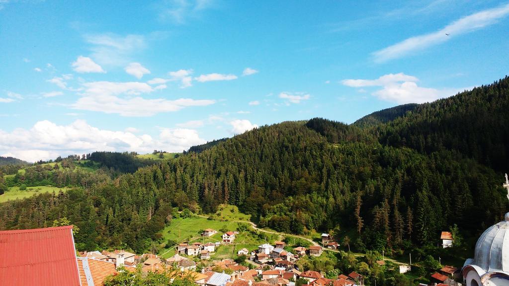 Family hotel Valchanovata Kashta Fotinovo Esterno foto