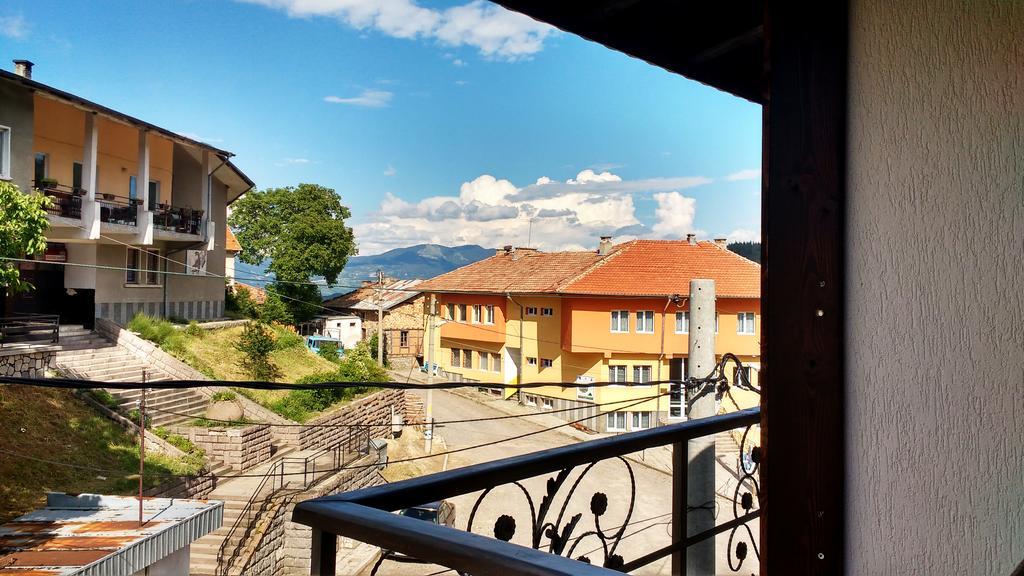 Family hotel Valchanovata Kashta Fotinovo Esterno foto