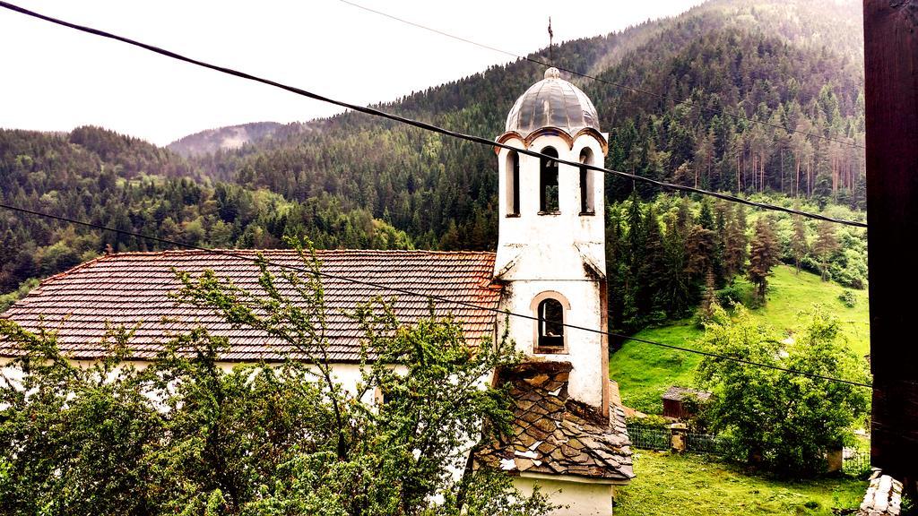 Family hotel Valchanovata Kashta Fotinovo Esterno foto