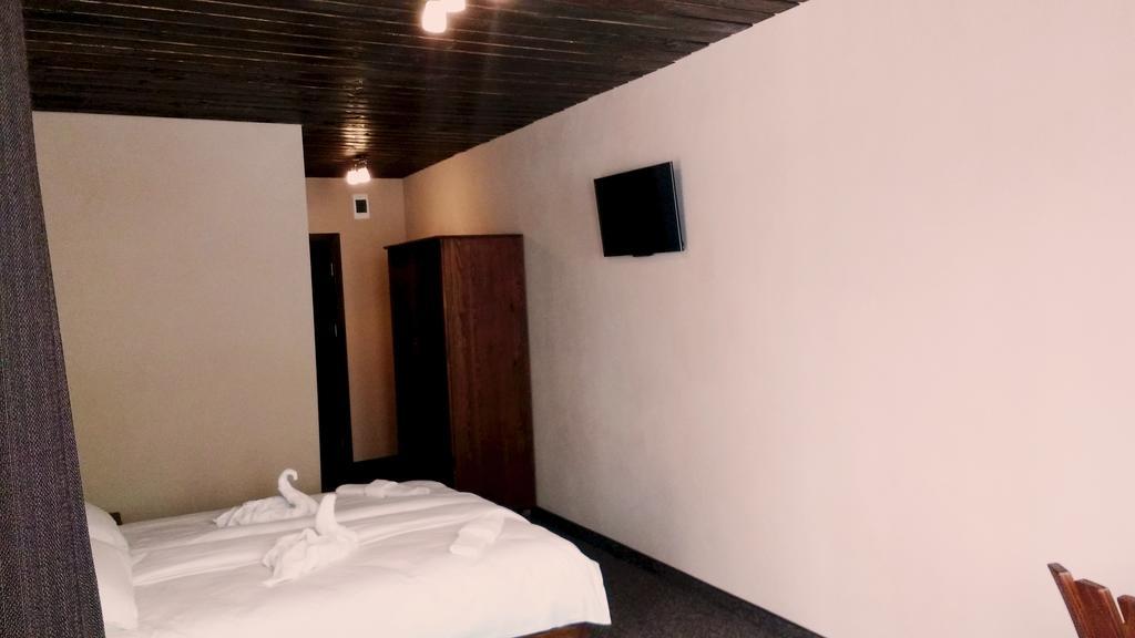 Family hotel Valchanovata Kashta Fotinovo Esterno foto