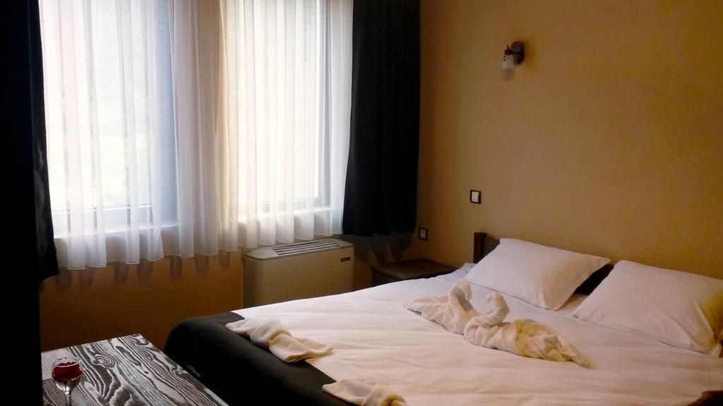 Family hotel Valchanovata Kashta Fotinovo Esterno foto