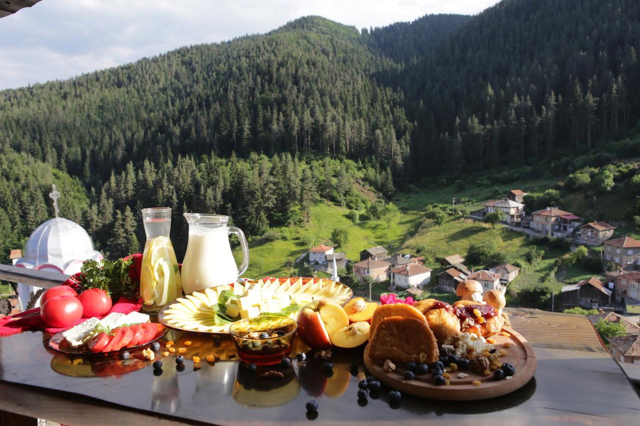 Family hotel Valchanovata Kashta Fotinovo Esterno foto